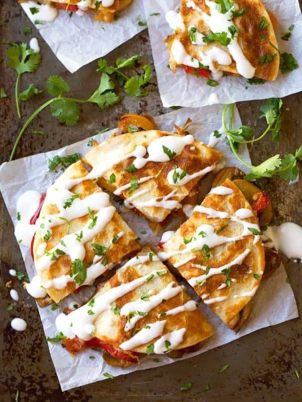 Smoked Gouda Mushroom Quesadilla - quick, easy, and colorful! Hits the spot every. single. time. | pinchofyum.com